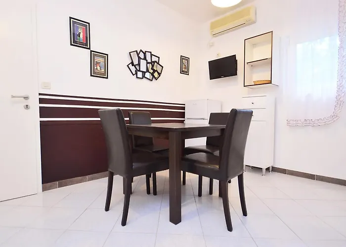 Mira-1 By Interhome *